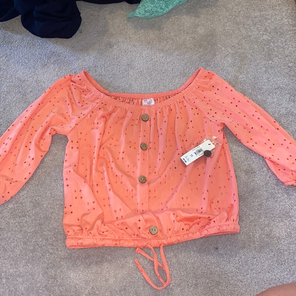 NEW Peach crop top Half sleeve